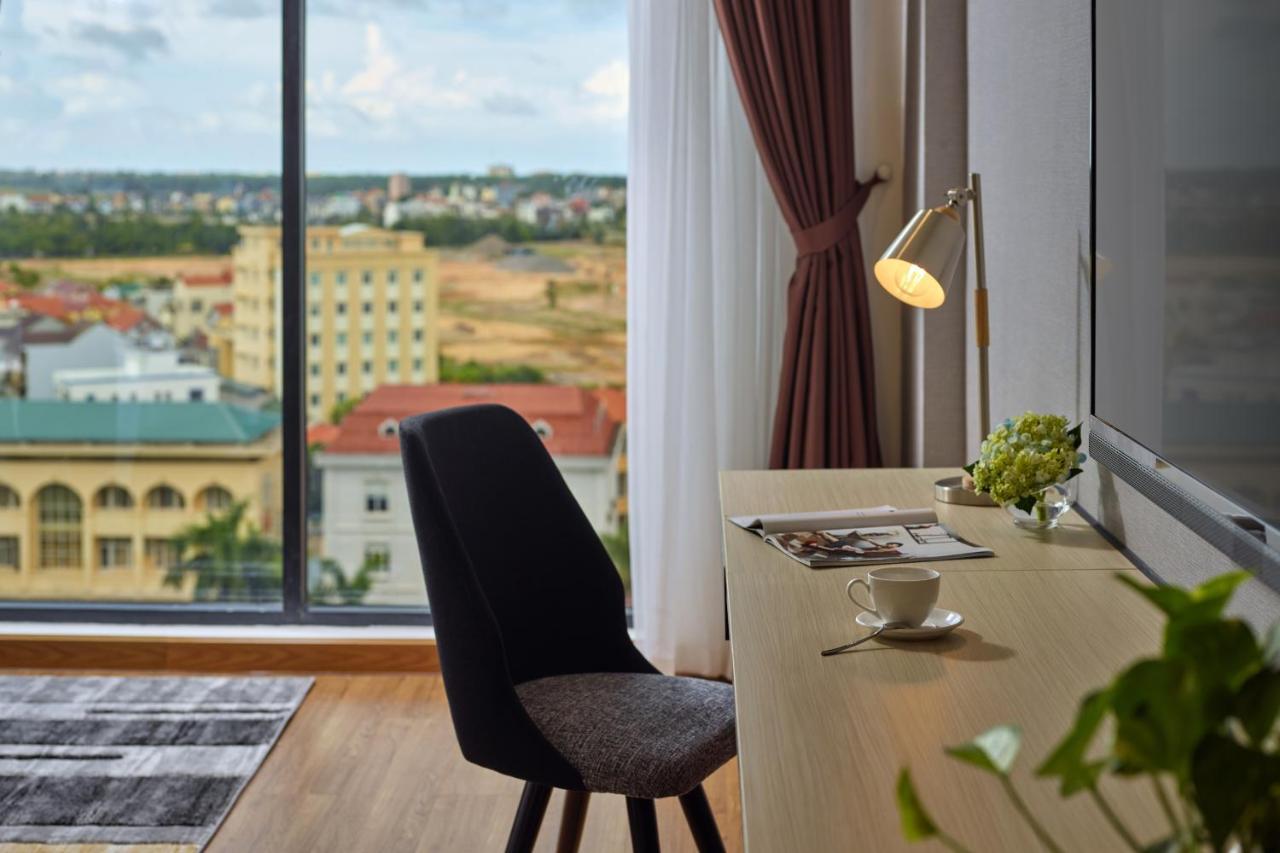 Hotel Khach San Sam Quang Binh Dong Hoi Zewnętrze zdjęcie