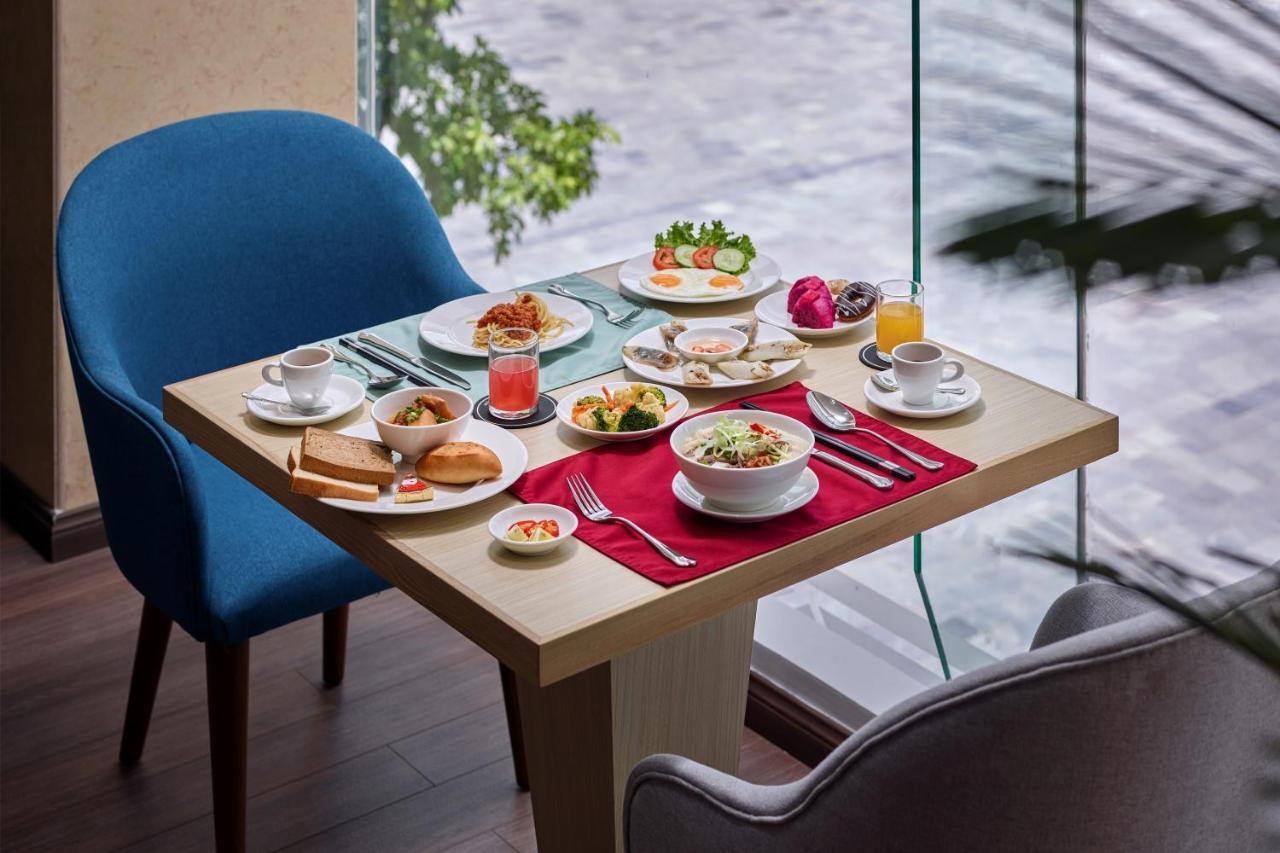 Hotel Khach San Sam Quang Binh Dong Hoi Zewnętrze zdjęcie